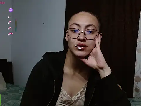 Amitlu_ webcam
