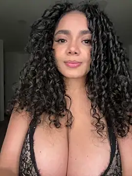 Curlyierr webcam