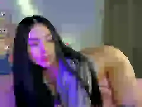 Watch holly444_ live on EroticFlix - High definition streams