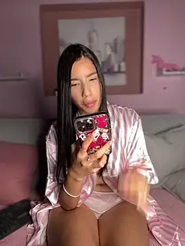Watch Praga_Pink live on EroticFlix - High definition streams