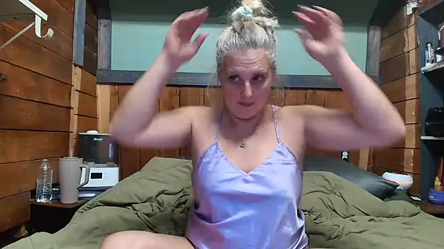 Watch lisaxlovexxx live on EroticFlix - High definition streams