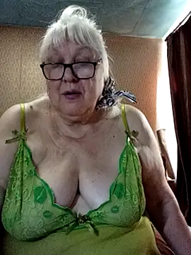 Watch Alexia64231 live on EroticFlix - High definition streams