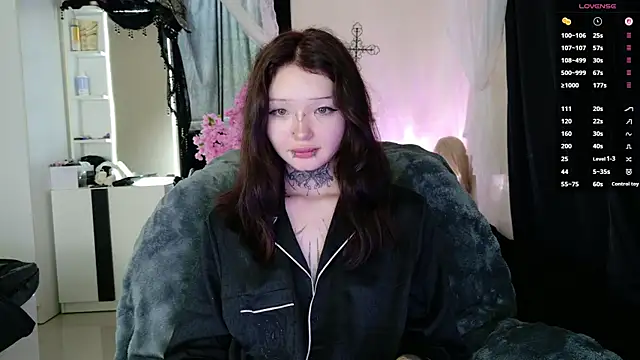 Watch Lein_Bone live on EroticFlix - High definition streams