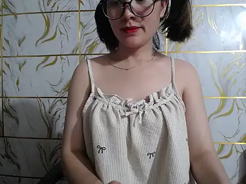 Lyzizi_lovely09 webcam