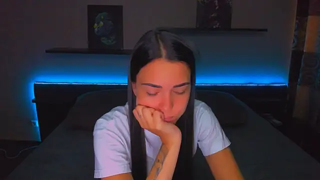 AlexaBarkley webcam