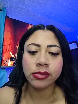 Watch Girl_kataleya10 live on EroticFlix - High definition streams