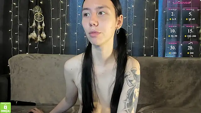 Amelia_skyy webcam
