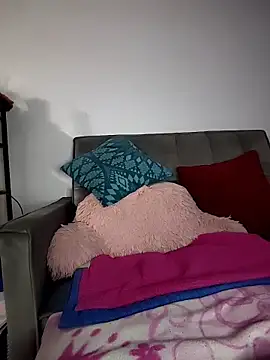LaylaLucis webcam