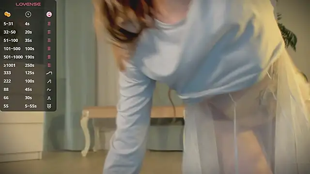 boobsybootie (F young) - oil boobies + toy control