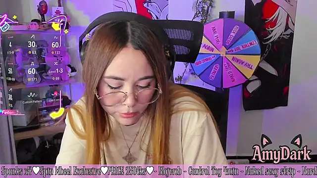 _AmyDark webcam