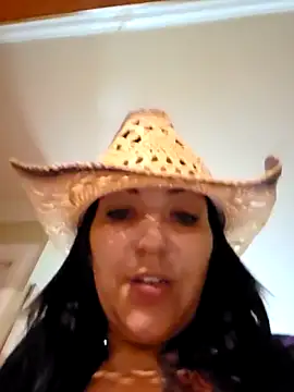 LittleMissEeve webcam