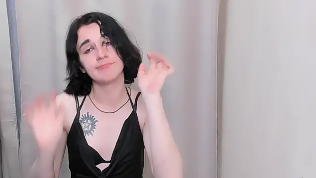 MickeQuinee webcam