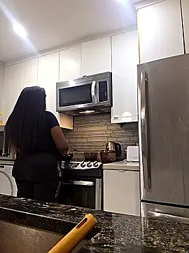 Watch Cherishcherrysha live on EroticFlix - High definition streams