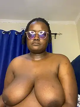 Busty_Bambii254 webcam