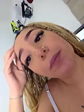 alaia_princess webcam