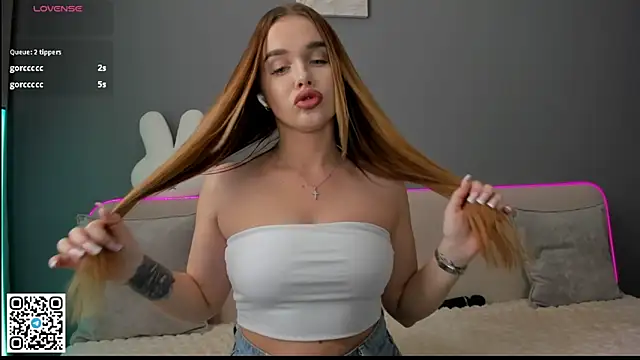 Malika_Lisan webcam