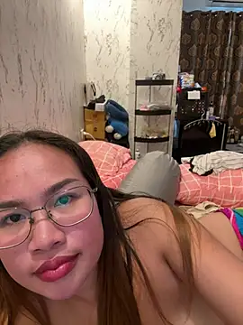 ponthip (F young) - Cum and Squirt  for me baby 🥰💦🦪