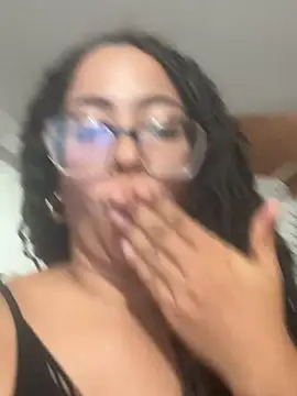 Watch Jessyivonne live on EroticFlix - High definition streams