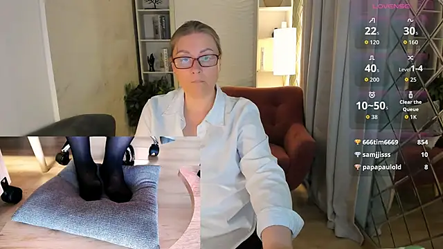 Alexandra_Kind webcam