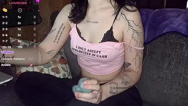 B4BYJINX webcam
