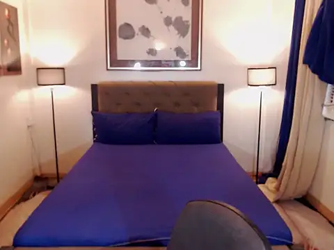 PreciousAmore webcam