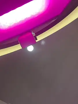 Mia_Juicyberry