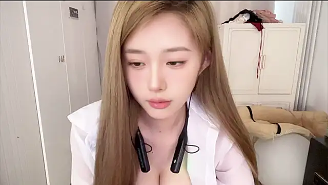 yiyi5588 webcam