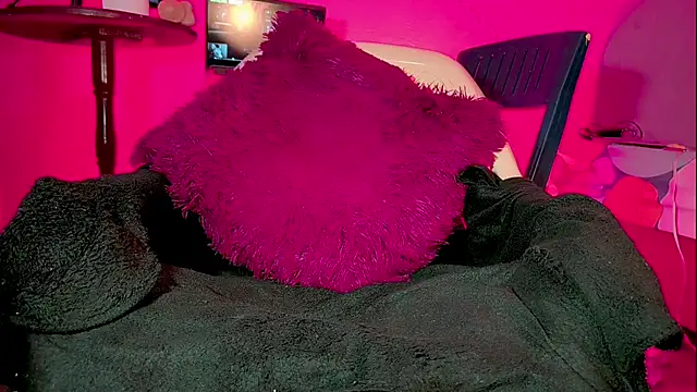 SEXYTRAV18 webcam