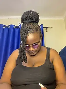 Busty_Bambii254 webcam