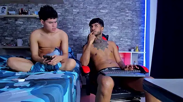 TheimperialBoys77 webcam