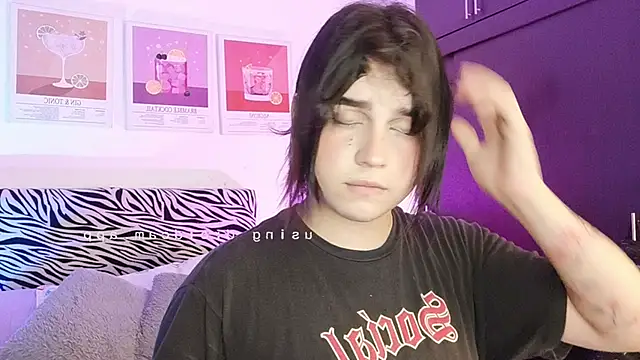 Daniellesins1 webcam