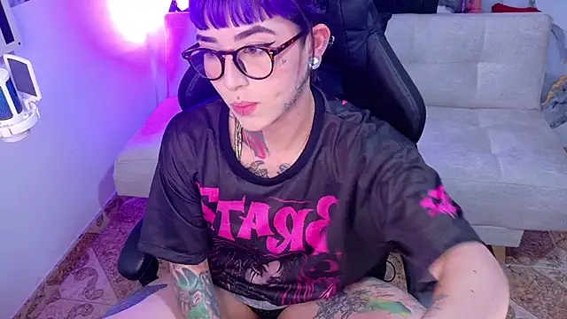 nova_kitttyy webcam