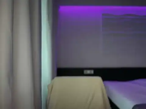 melissa_euphoria (Ask my age) - take off the top💦😍