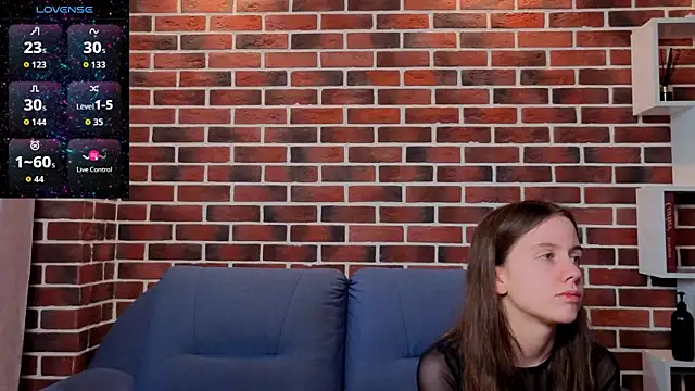 MyrtaMcclaney webcam