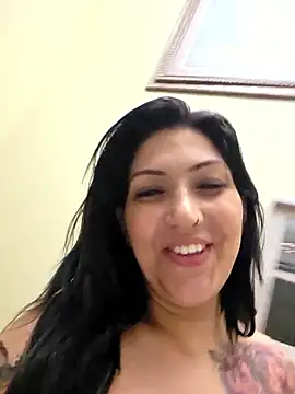 LittleMissEeve webcam