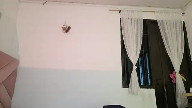 Watch eva_sin18 live on EroticFlix - High definition streams