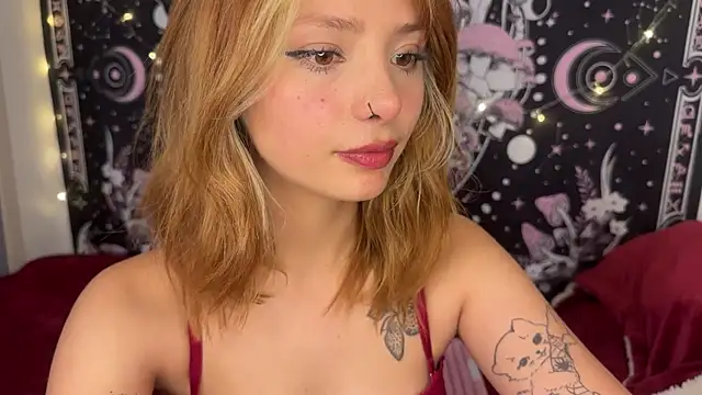 Watch ari_kat live on EroticFlix - High definition streams