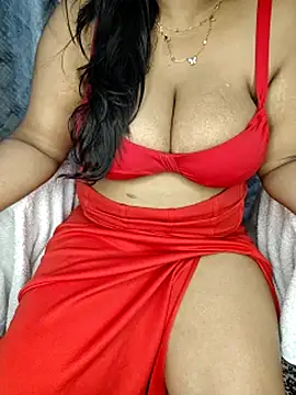 Watch Curvy_Pooja live on EroticFlix - High definition streams