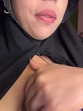 zahra_jalid (F young) - PUT TWO FINGERS IN ASS 🔥✌