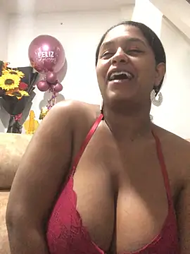 Watch MelissaSam_ live on EroticFlix - High definition streams