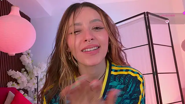 Elysia_carter webcam