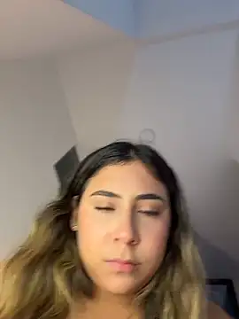MelodyRey__ webcam