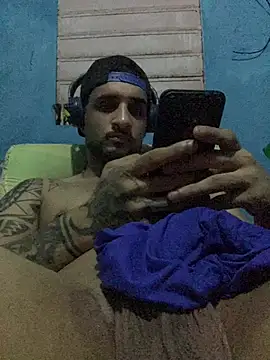 Wicy23 live sex cam