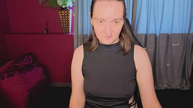 Watch SelestiaSnata live on EroticFlix - High definition streams