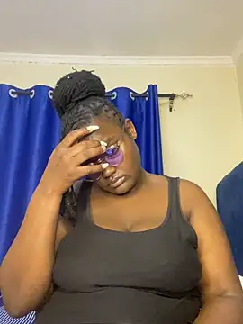 Busty_Bambii254 webcam