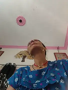 Watch Sexy-Suhani2 live on EroticFlix - High definition streams