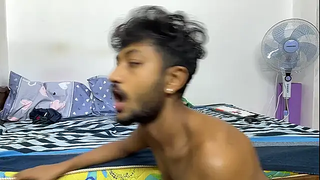 DesiDaddyandSon webcam