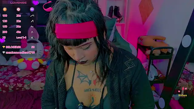 LauriInk1 webcam