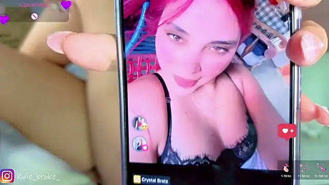 Kylie_brokee webcam