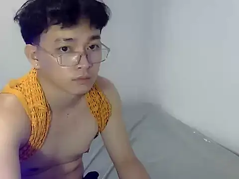 stud_aaron (M young) - when i hit the goal i'll do a live cum